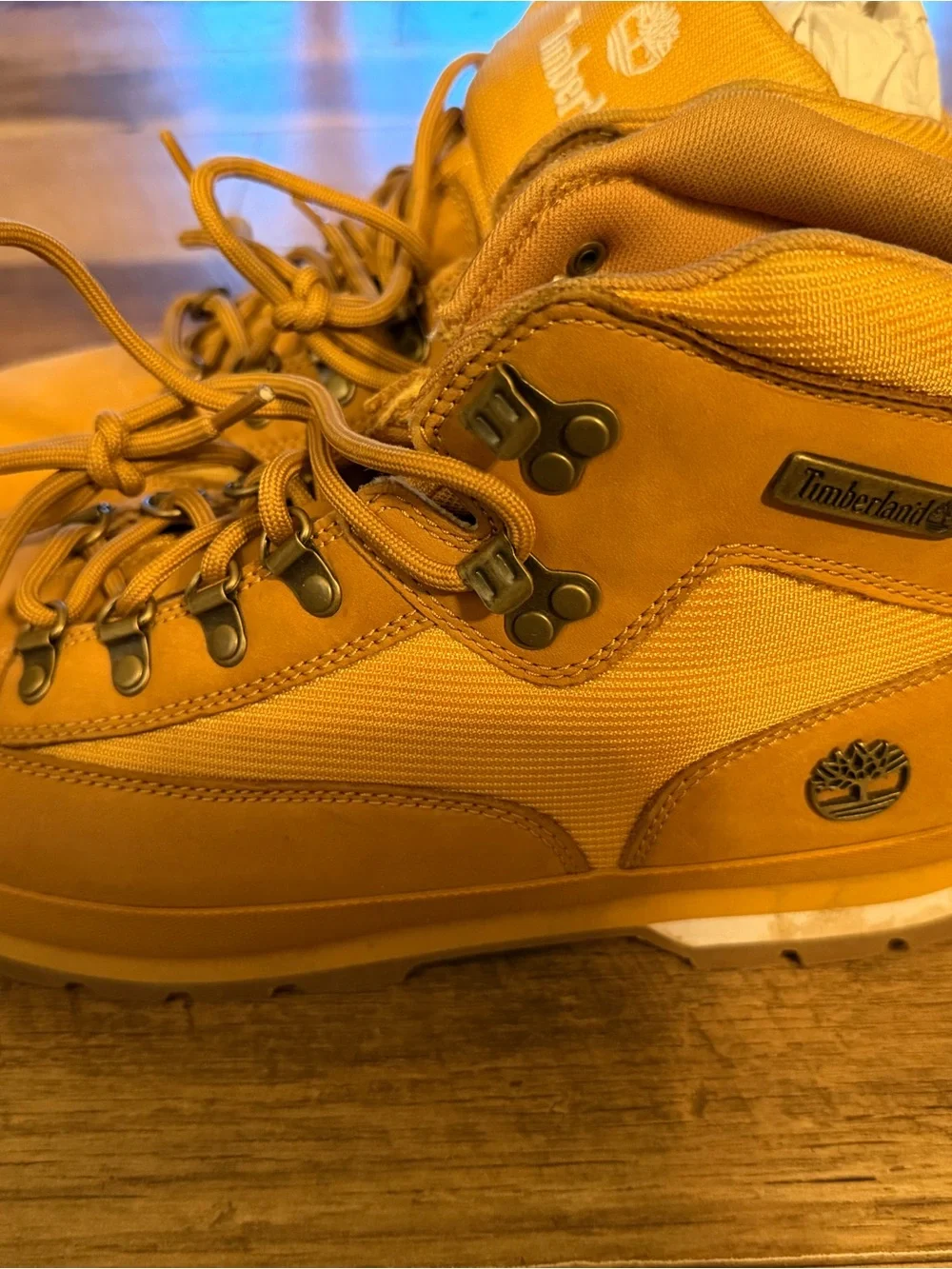 Men’s Timberland Wheat Nubuck' Mid Boots